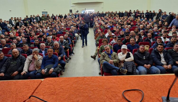 Υπόμνημα με 9 αιτήματα απέστειλαν οι αγρότες στον πρωθυπουργό