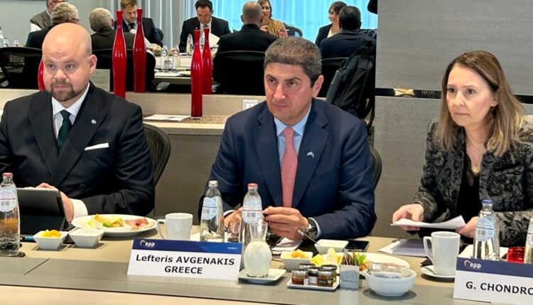 Τα αντανακλαστικά της Ευρώπης δεν ανταποκρίνονται στα προβλήματα των αγροτών