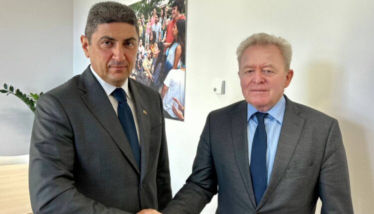 Συνάντηση Αυγενάκη με Επίτροπο Βοϊτσεχόφσκι για την εξυγίανση του ΟΠΕΚΕΠΕ