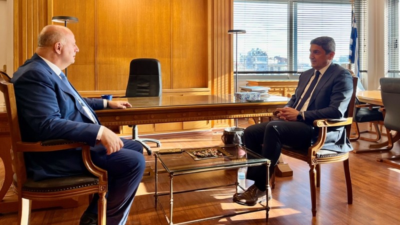 Η τελετή παράδοσης – παραλαβής στο ΥπΑΑΤ